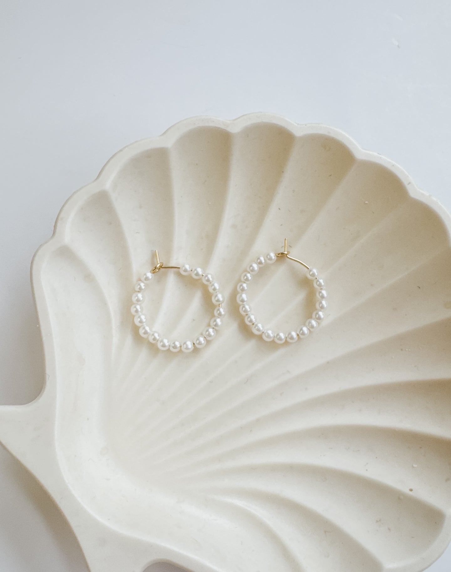 “Mini Ellie” Hoops (15mm)